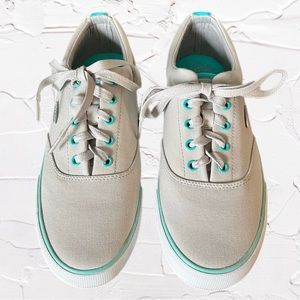 Lugz Women’s Seabrook Sneakers